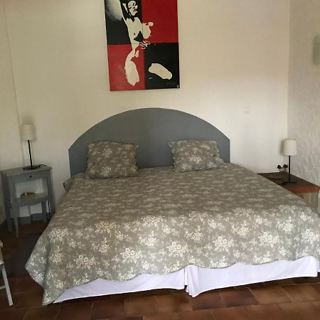 Chambre D'Hotes Le Cedre Apt Dış mekan fotoğraf
