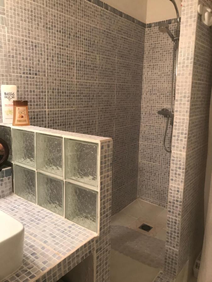 Chambre D'Hotes Le Cedre Apt Dış mekan fotoğraf